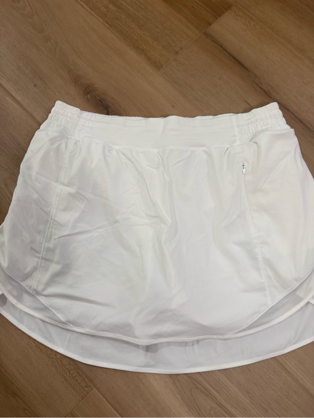 Lululemon hotty hot high rise skort - Picture 2 of 5